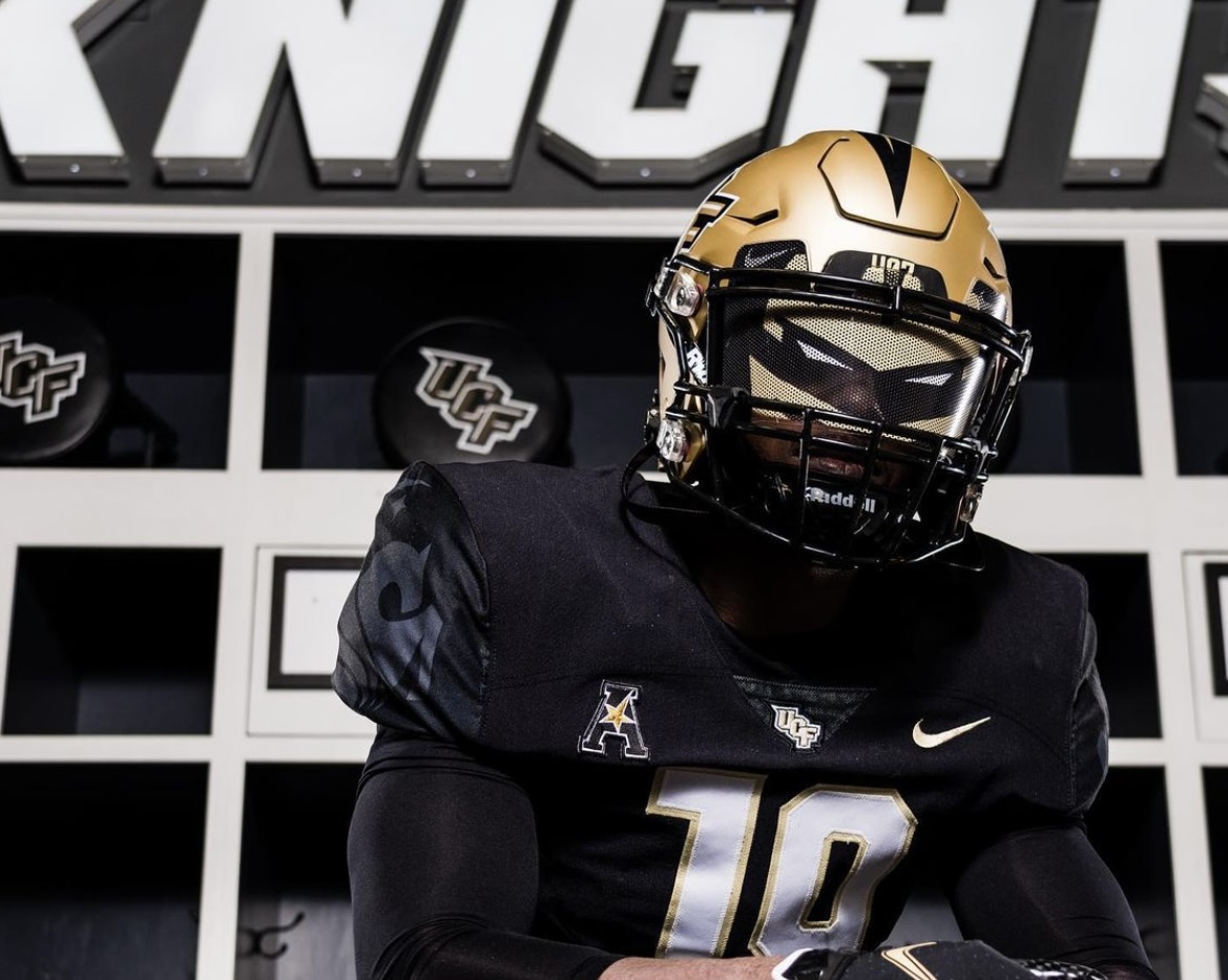 Round Table: UCF Unveils New Football Uniforms for 2022 - Black & Gold  Banneret